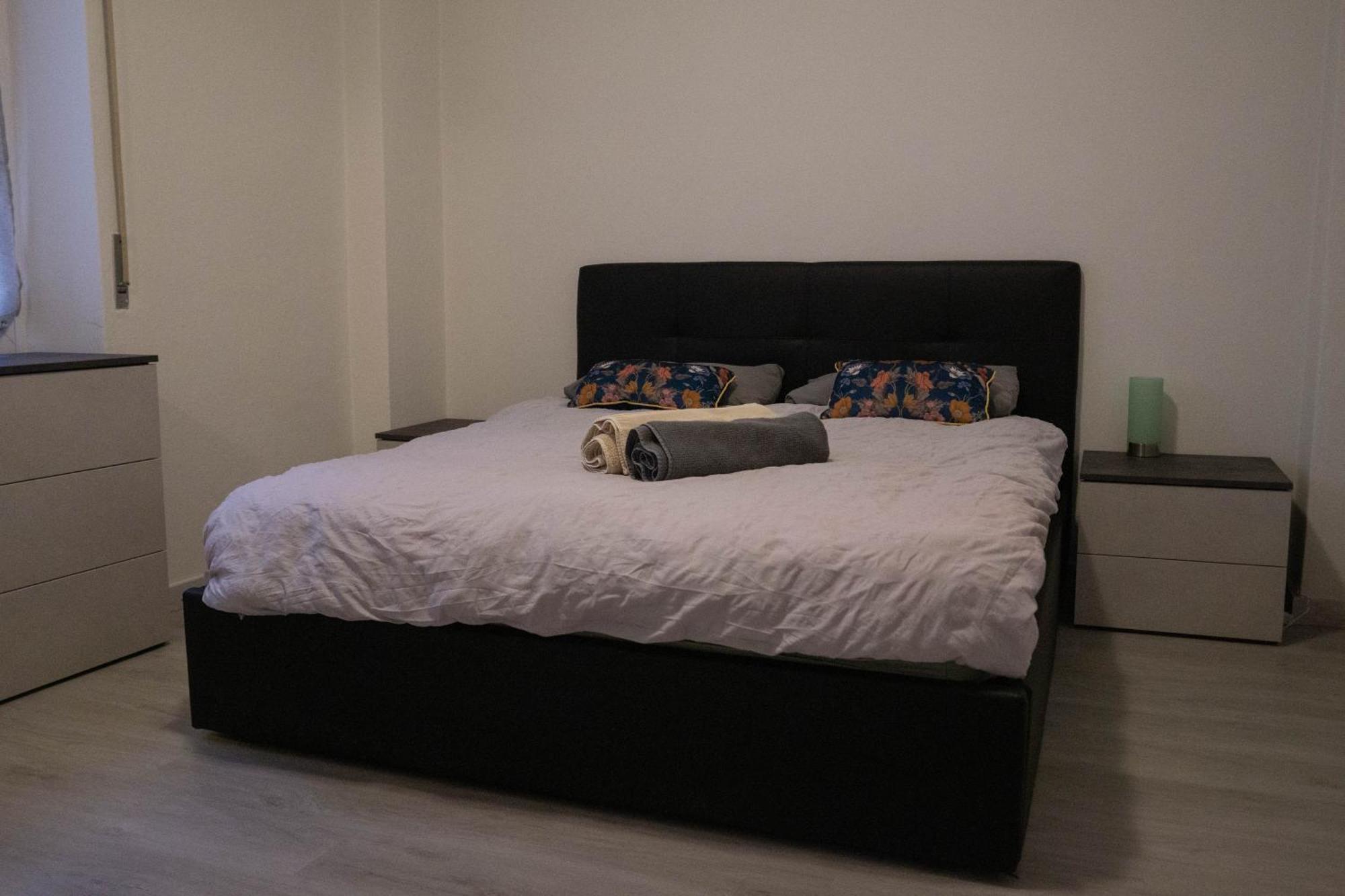 Bilocale Vicino Al Centro Di Verona - Ristrutturato Di Recente! Apartment Luaran gambar